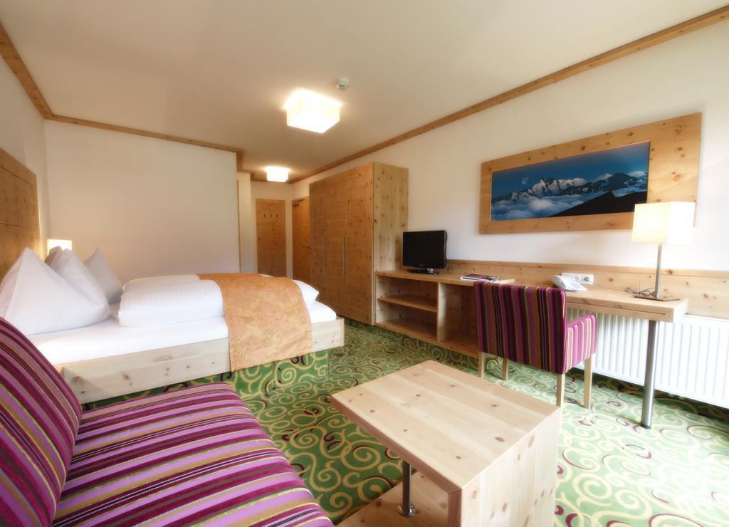 Berghotel Alpenklang 그로살 외부 사진