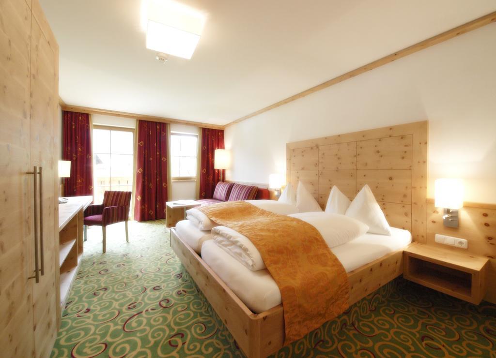 Berghotel Alpenklang 그로살 외부 사진